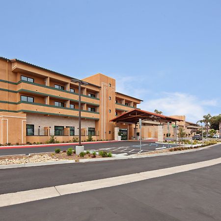 Holiday Inn Express Hotel & Suites Ventura Harbor By Ihg Exteriör bild