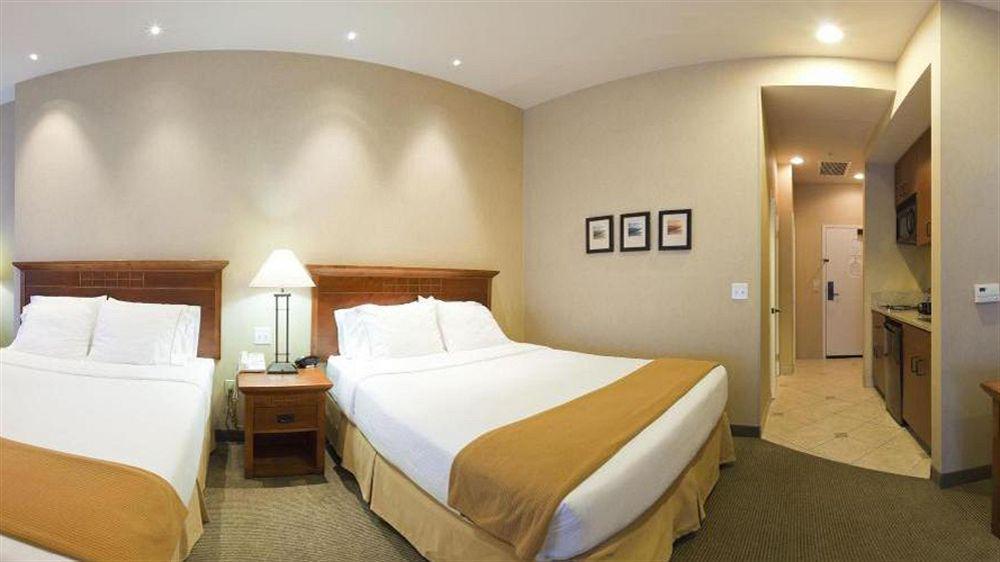 Holiday Inn Express Hotel & Suites Ventura Harbor By Ihg Exteriör bild