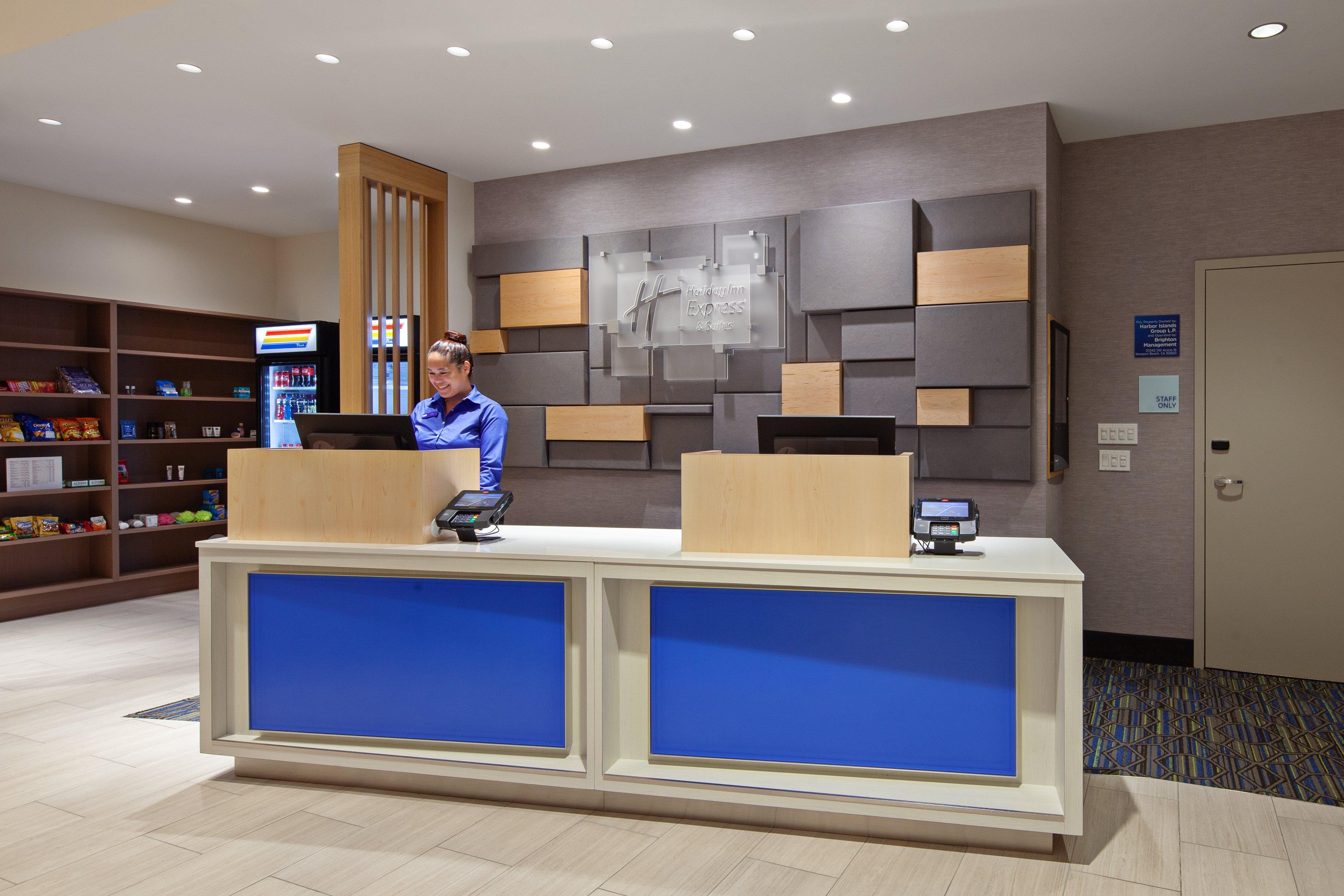 Holiday Inn Express Hotel & Suites Ventura Harbor By Ihg Exteriör bild