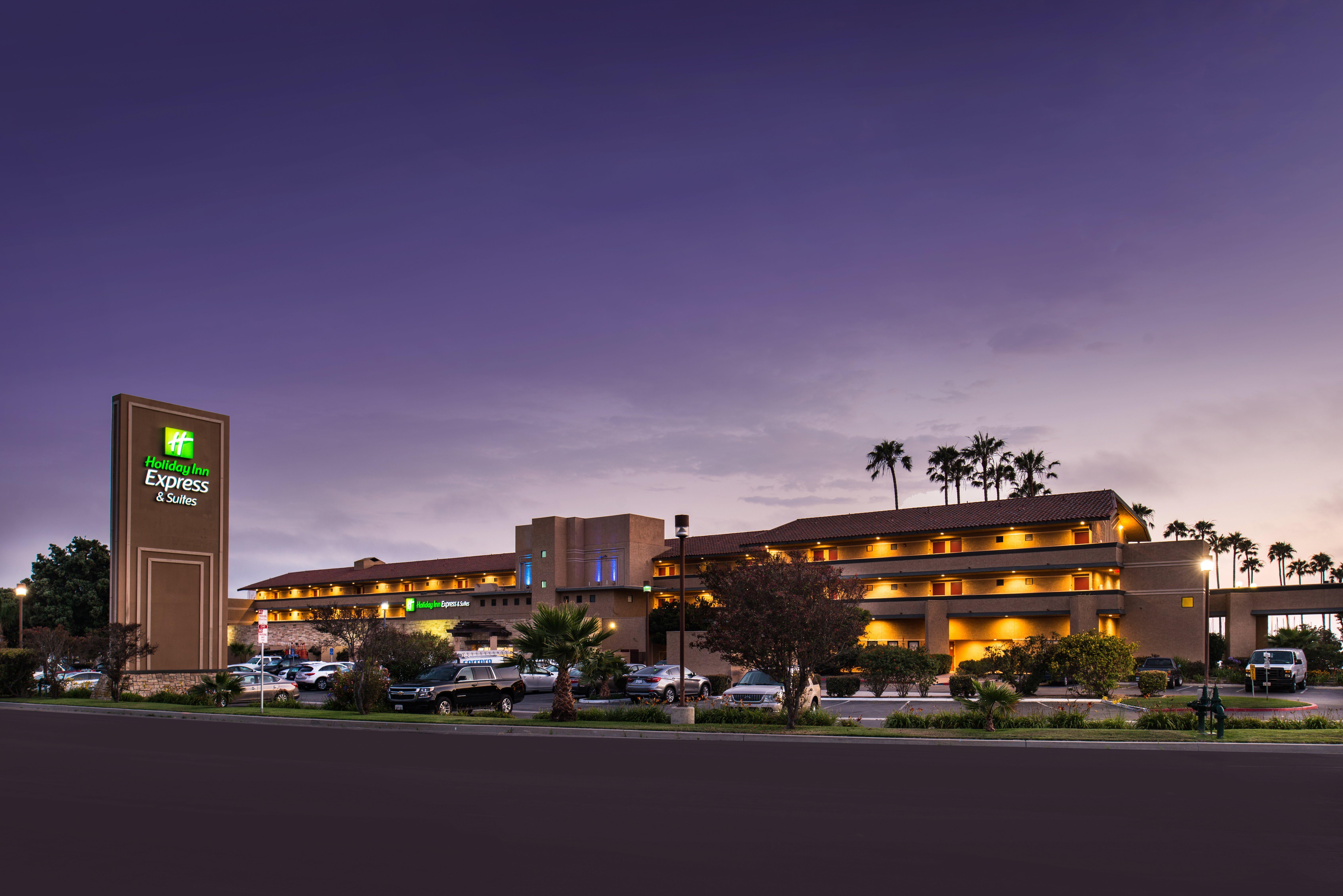 Holiday Inn Express Hotel & Suites Ventura Harbor By Ihg Exteriör bild