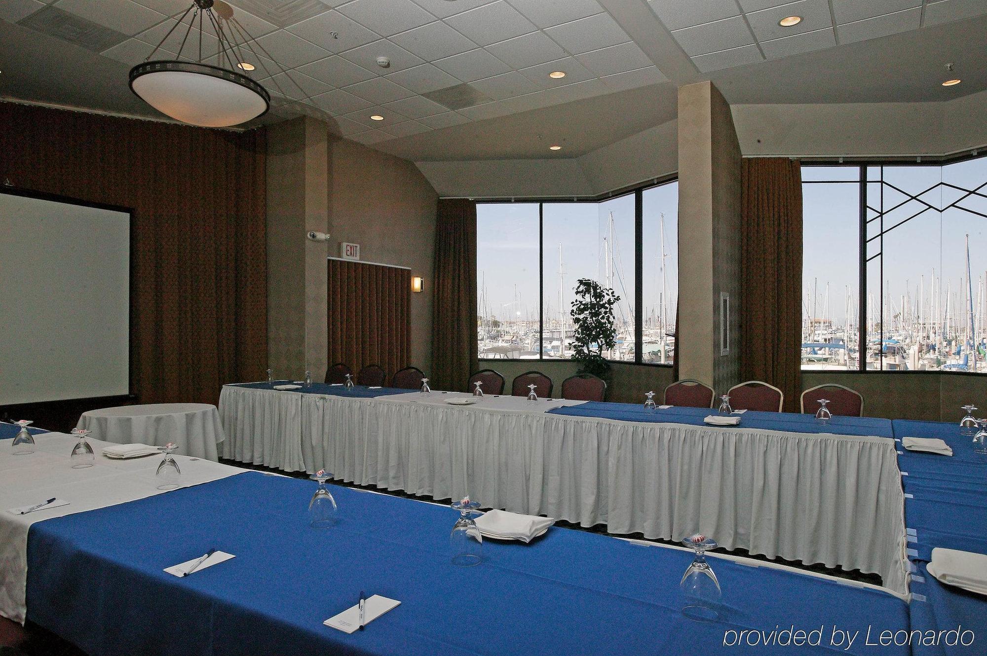 Holiday Inn Express Hotel & Suites Ventura Harbor By Ihg Bekvämligheter bild