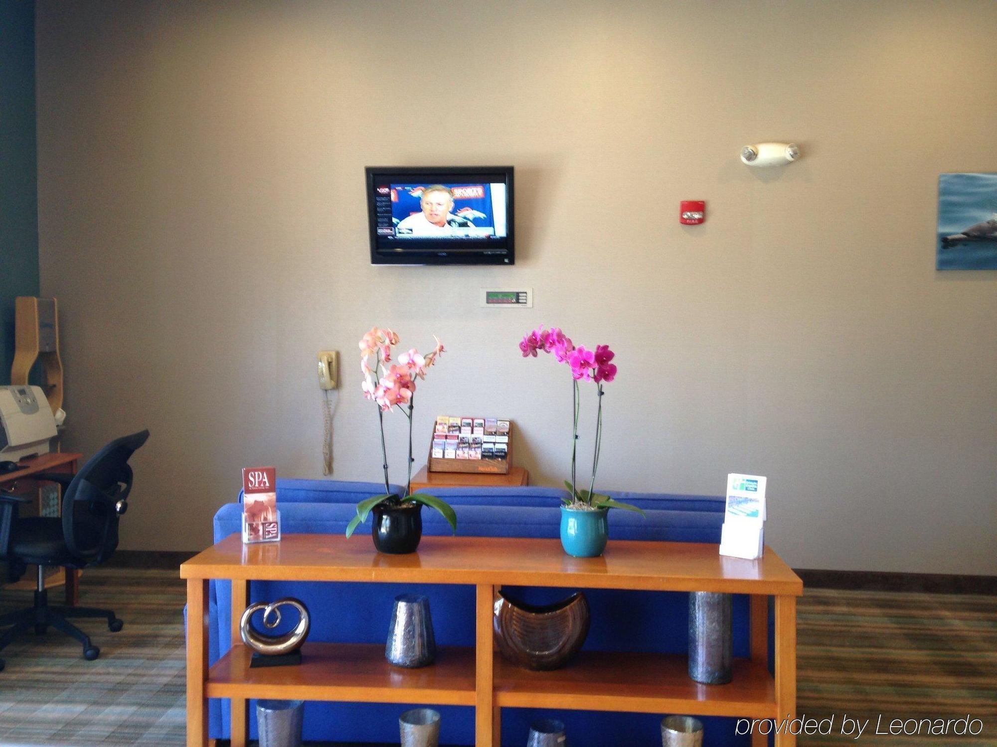 Holiday Inn Express Hotel & Suites Ventura Harbor By Ihg Exteriör bild