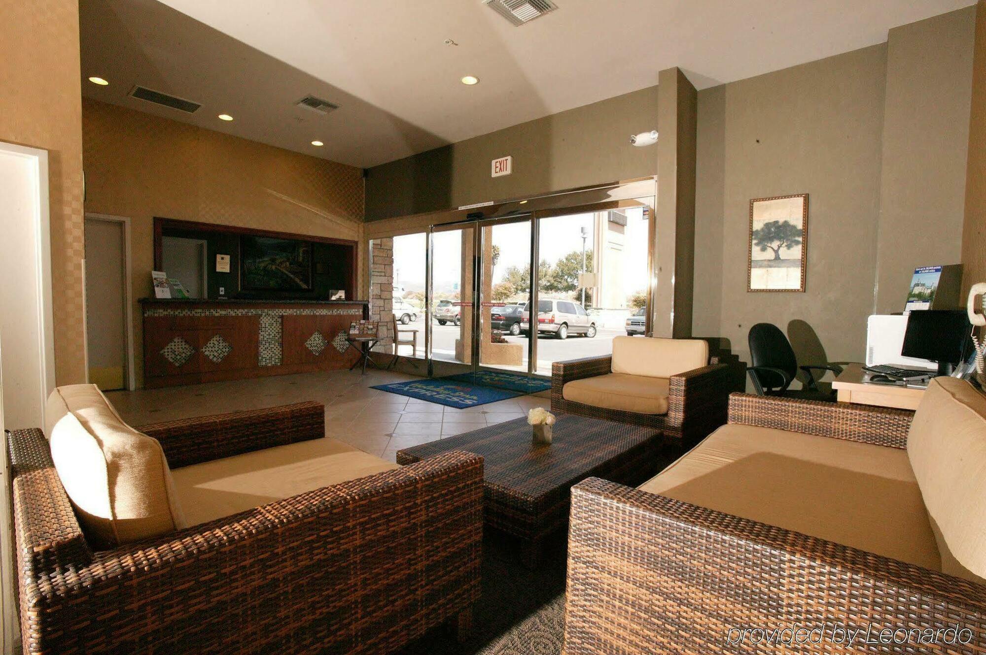 Holiday Inn Express Hotel & Suites Ventura Harbor By Ihg Exteriör bild